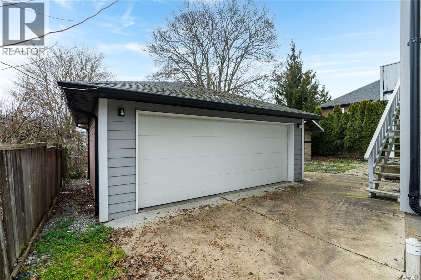 2509 Graham St - 37
