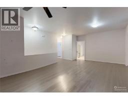 Bedroom - 2509 Graham St, Victoria, BC V8T3Y6 Photo 12