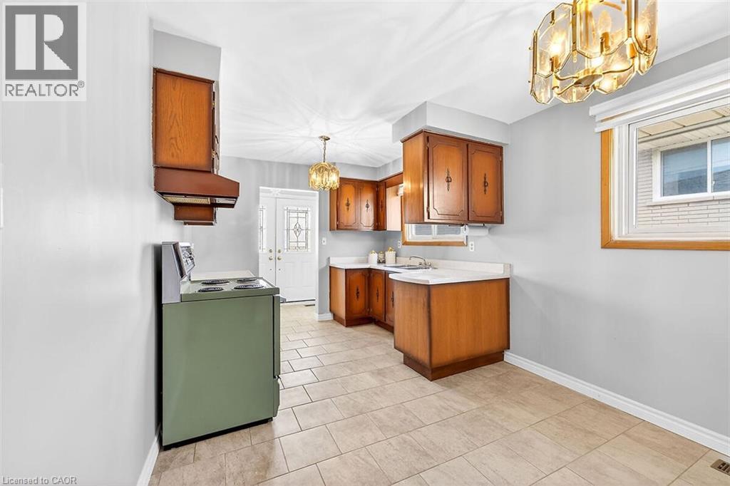 35 RANGEVIEW Court - 12