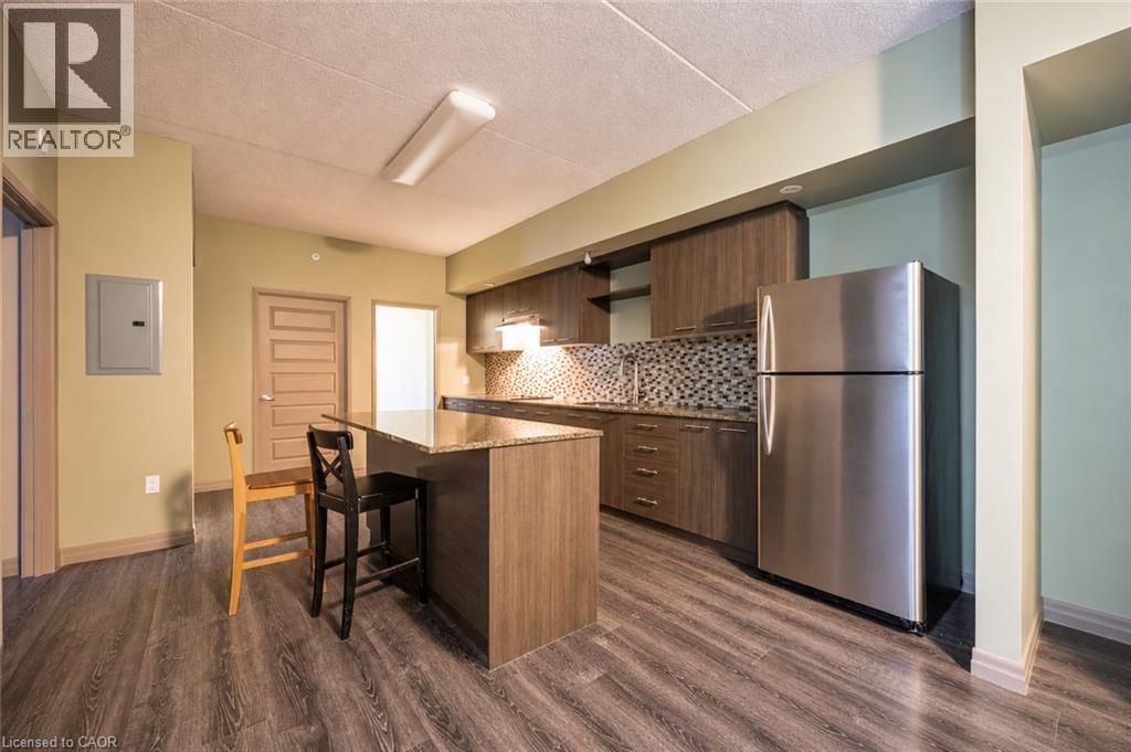 #404 8 HICKORY Street W - 12