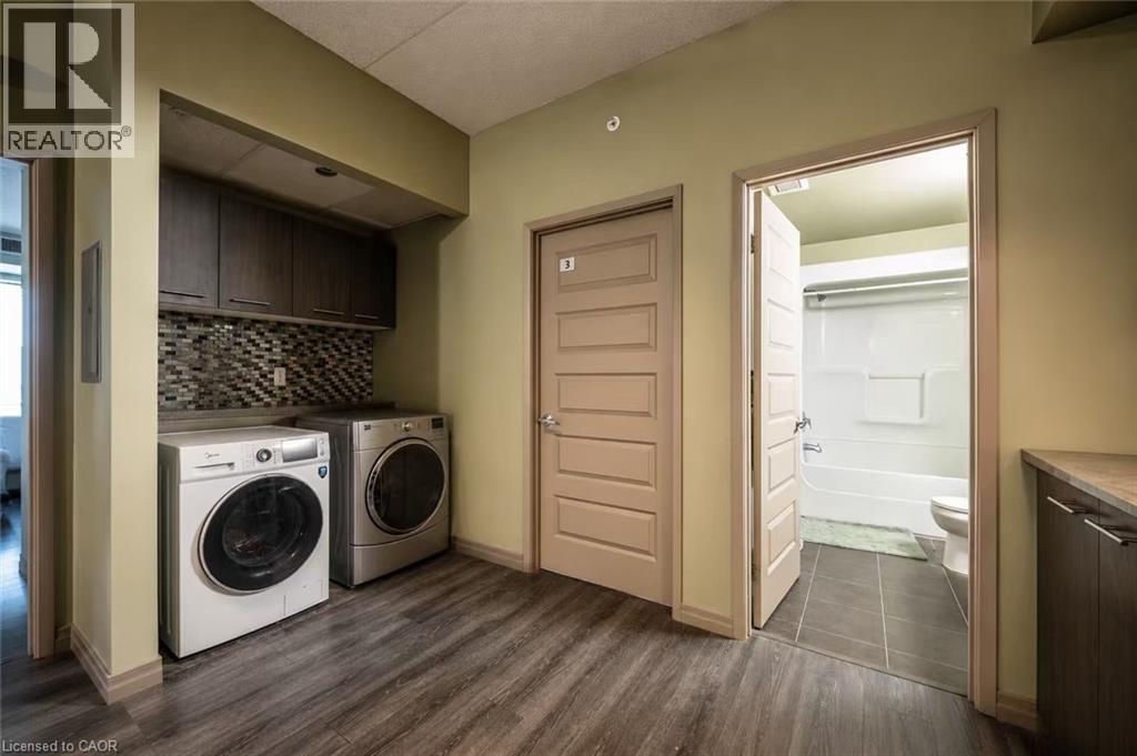 #404 8 HICKORY Street W - 9