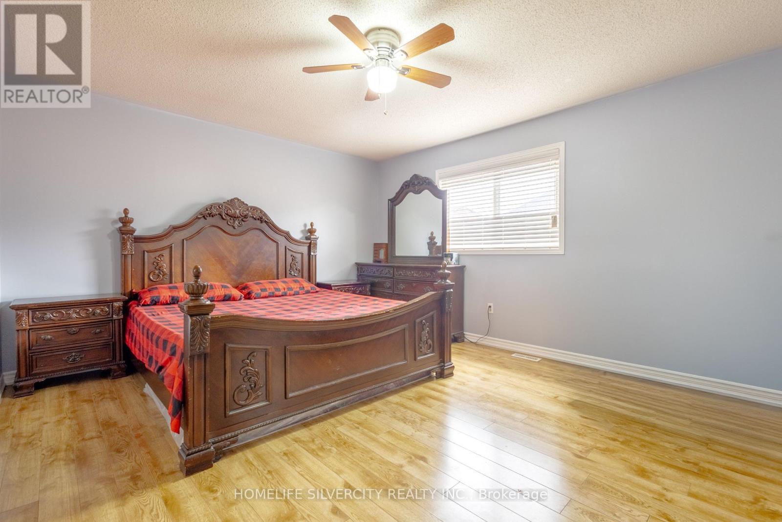 57 SAINTSBURY CRESCENT - 17