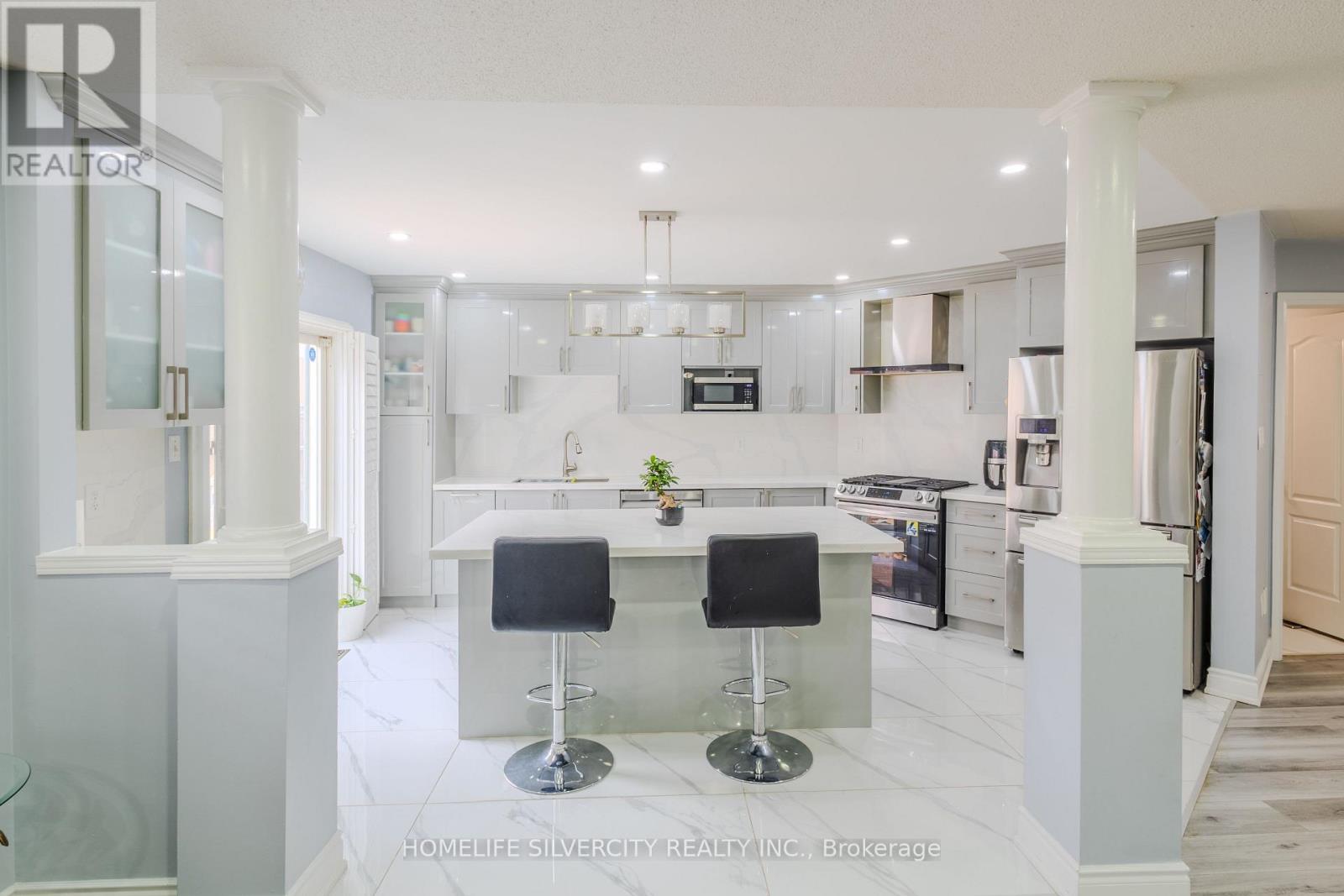 57 SAINTSBURY CRESCENT - 9
