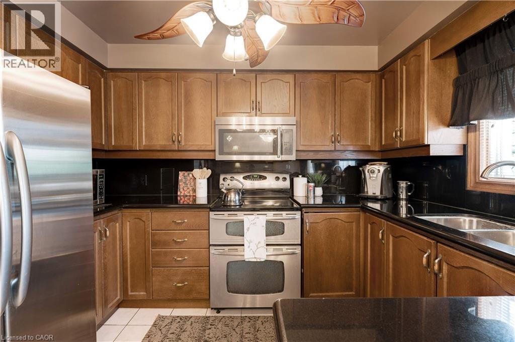 9 SUGARBERRY Court - 8