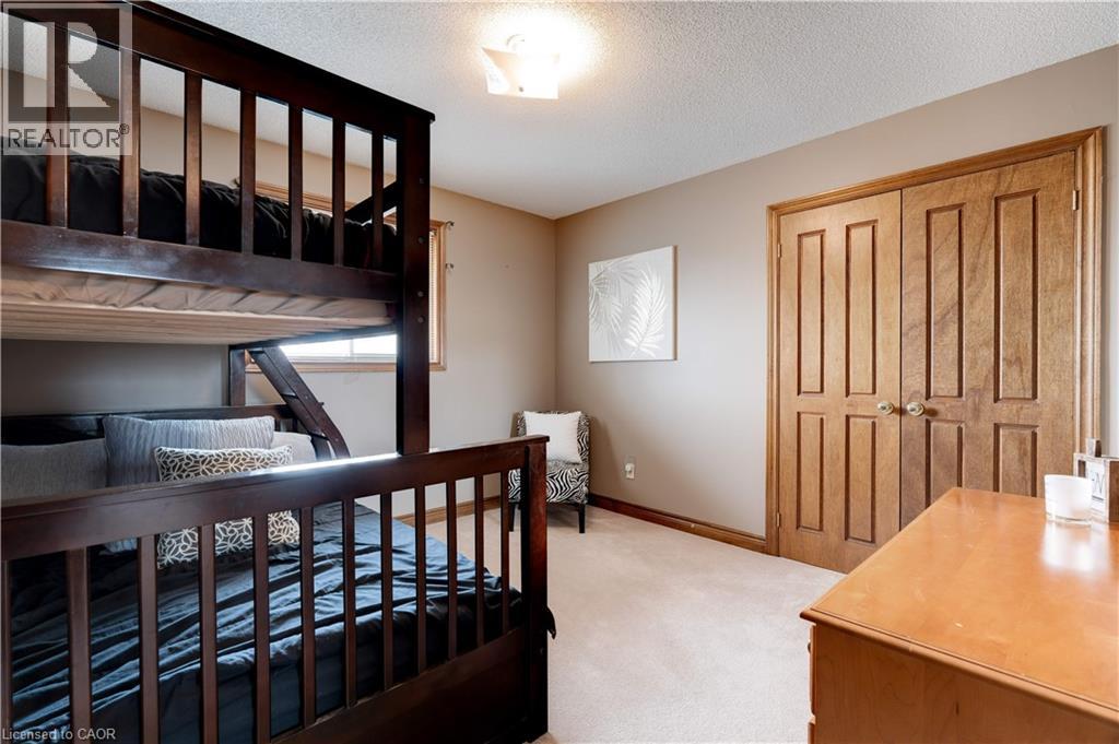 9 SUGARBERRY Court - 18