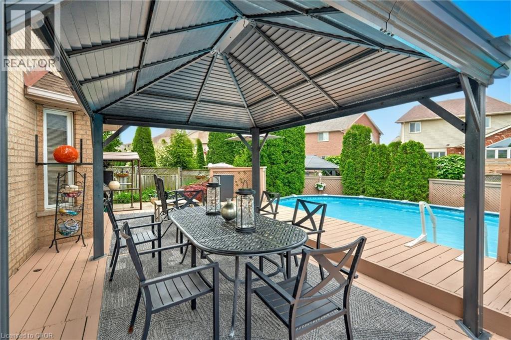 9 SUGARBERRY Court - 25