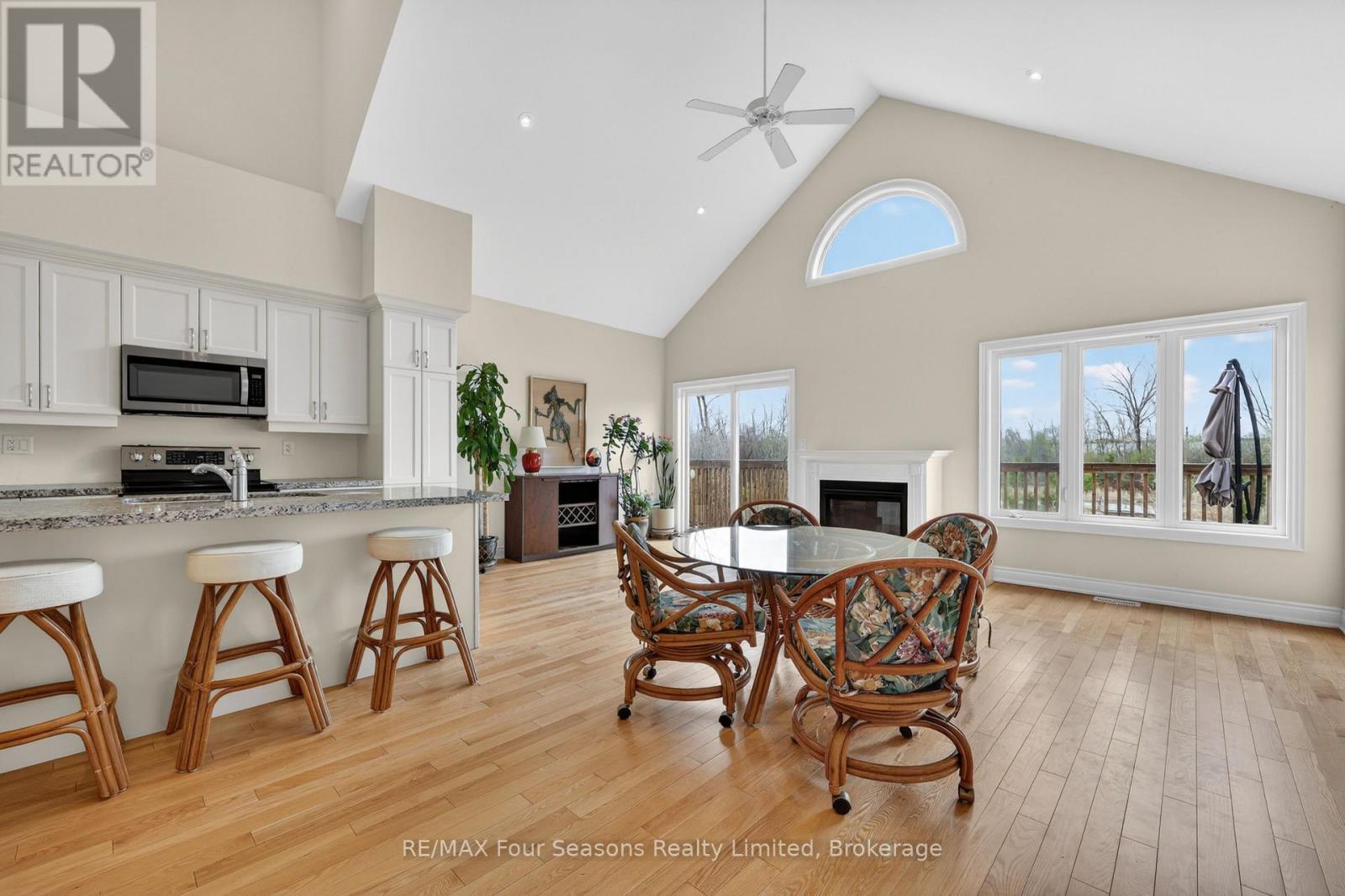 100 KARI CRESCENT - Image 12