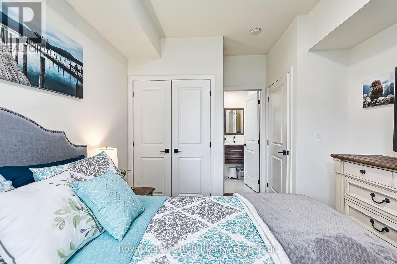 #102 11 BECKWITH LANE - 12