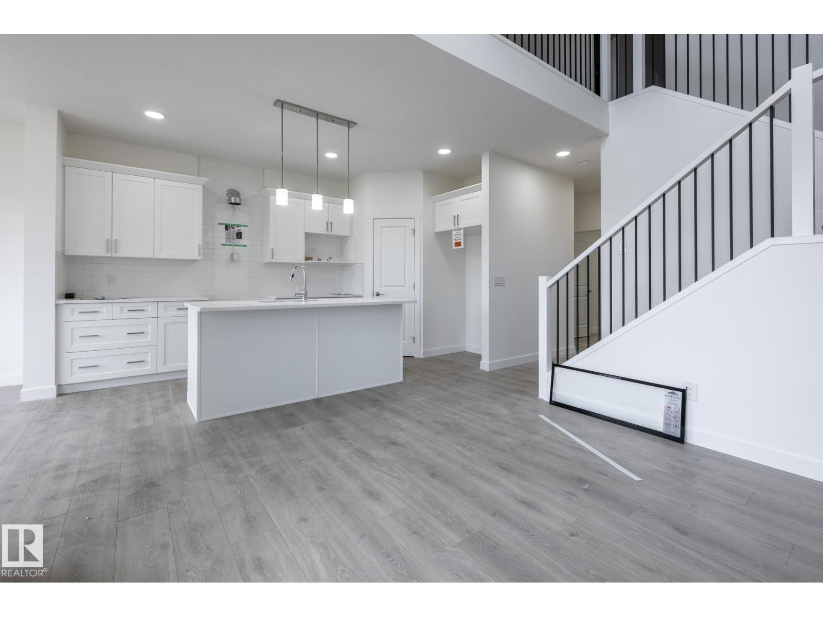 319 157 AV NE - 4
