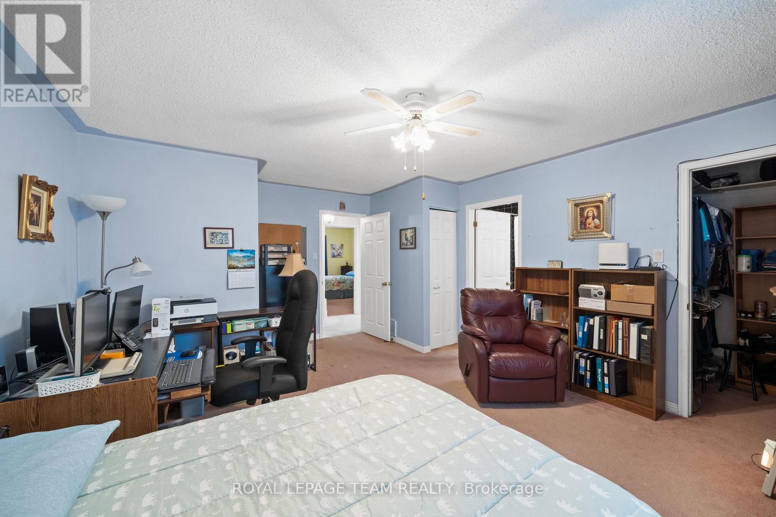 134 TOROK DRIVE - 23