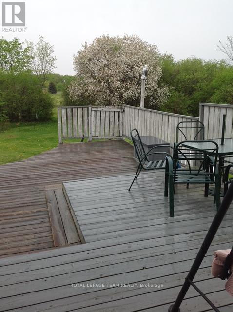 134 TOROK DRIVE - 34
