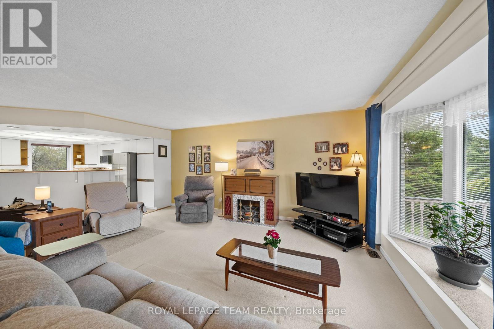 134 TOROK DRIVE - 6