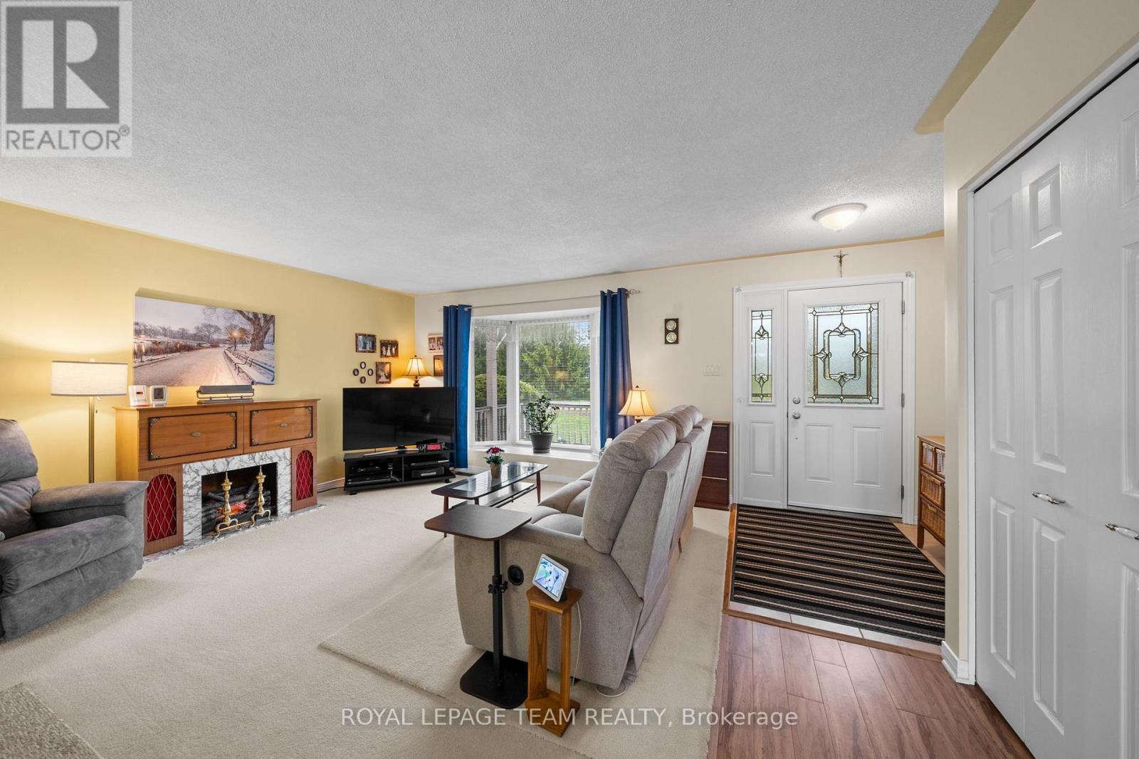 134 TOROK DRIVE - 9
