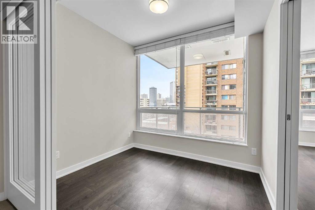 #815 626 14 Avenue SW - 20