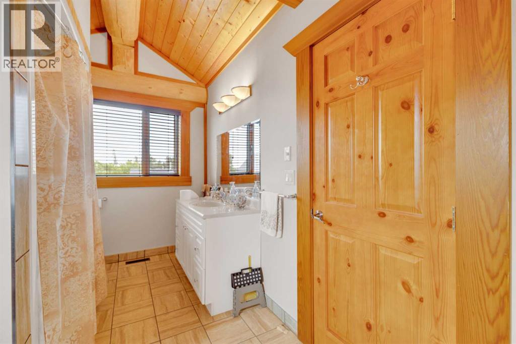 8 Oliver Avenue - 43