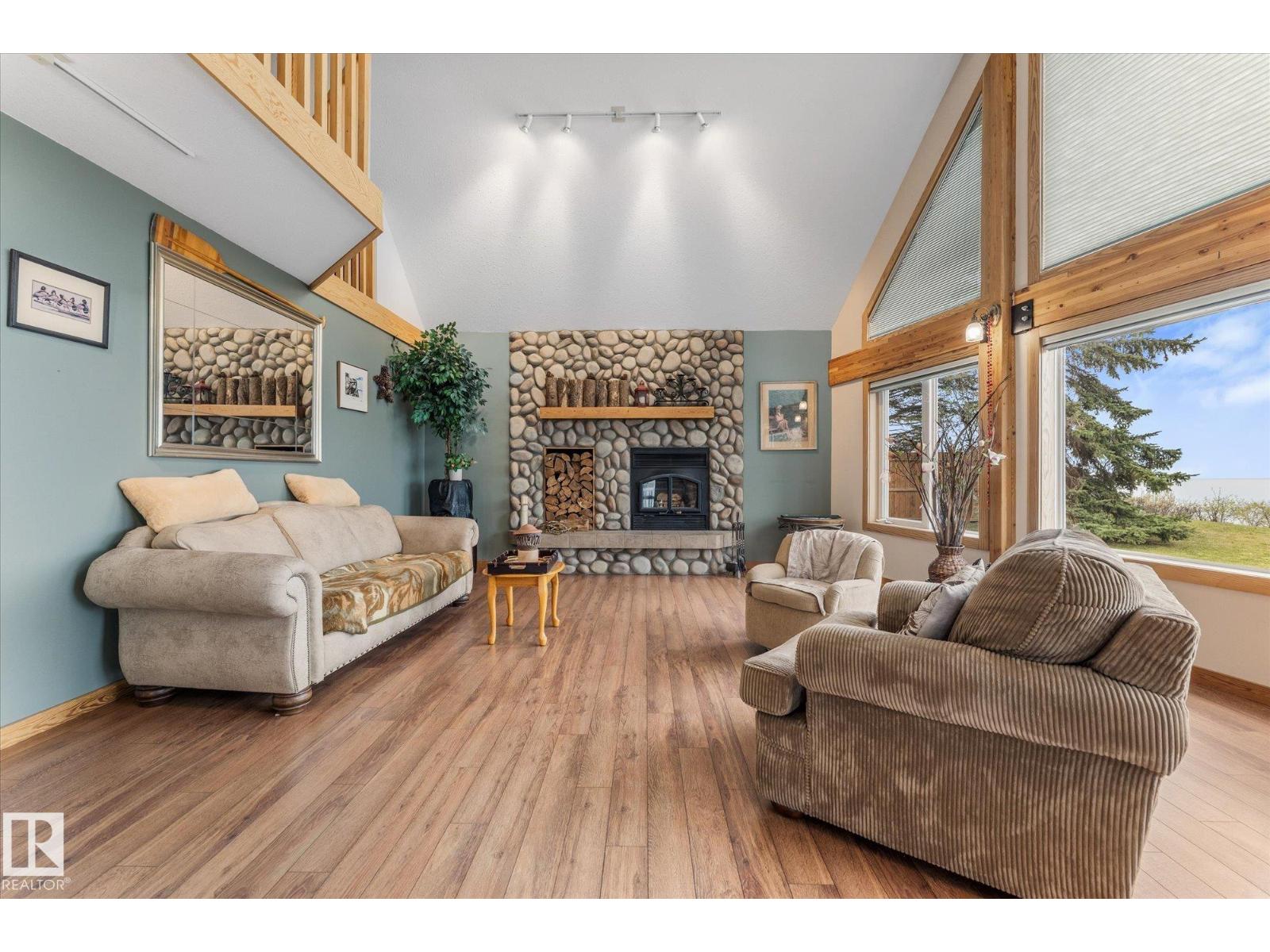 25 53123 HGHWAY 31, Rural Parkland County