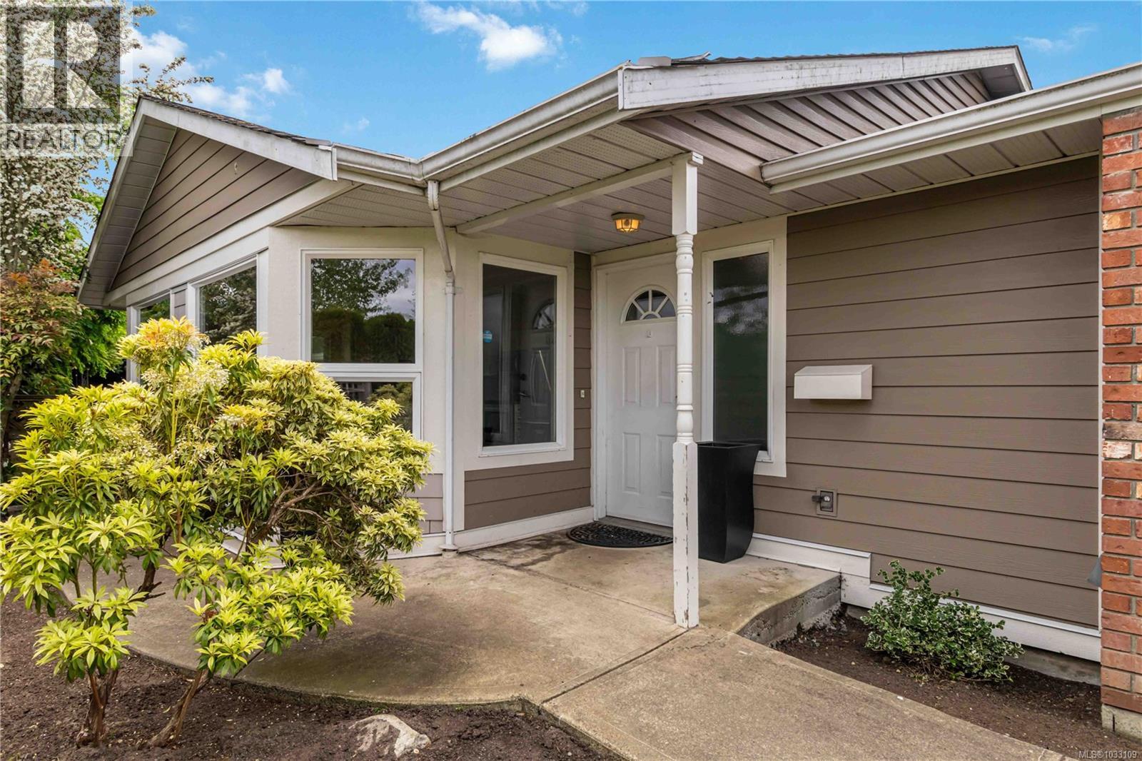 2153 Jahn Pl - Image 3