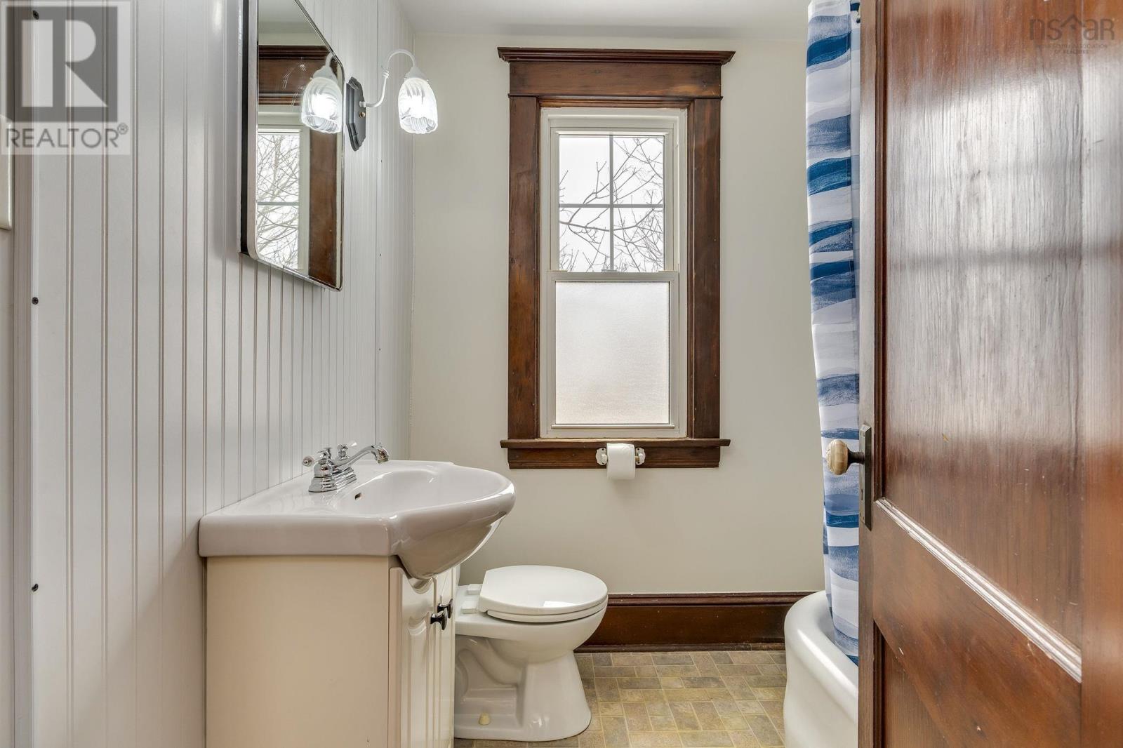 Property 30 of 50 of 17 Pleasant Hill