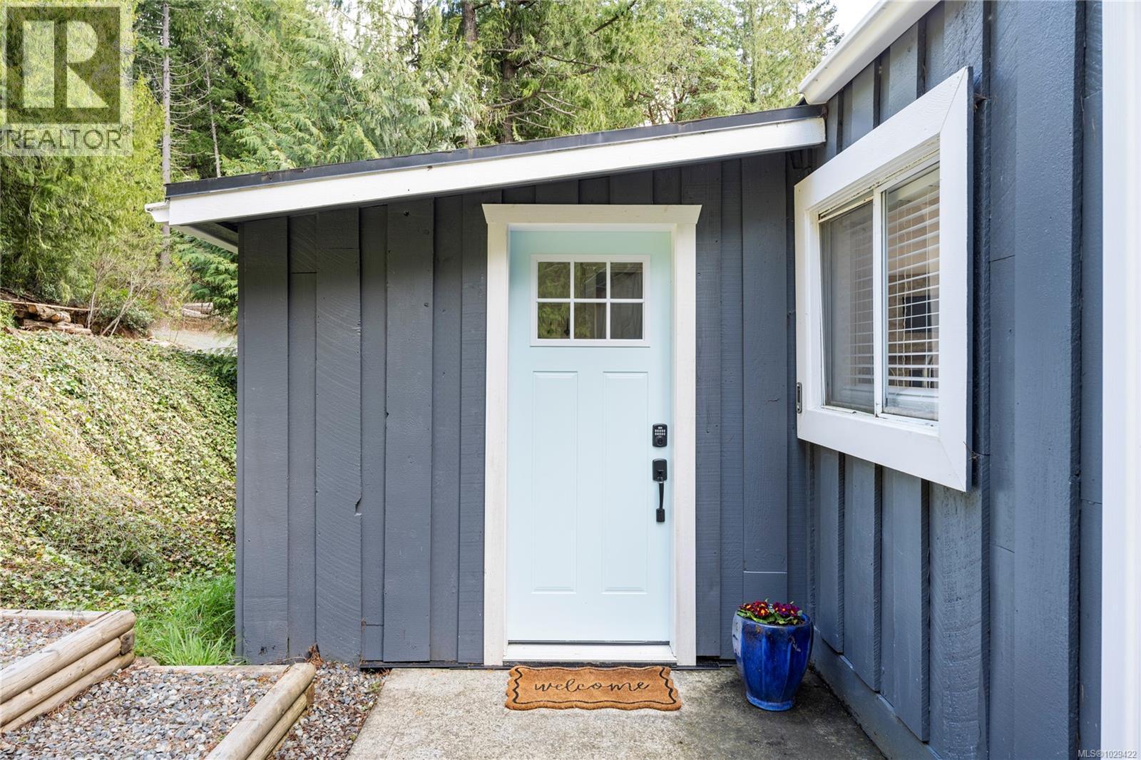 3470 Horne Lake Caves Rd - 9