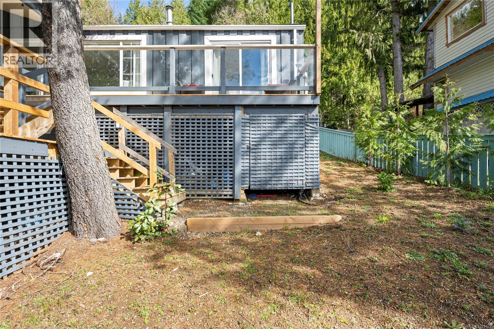 3470 Horne Lake Caves Rd - 32