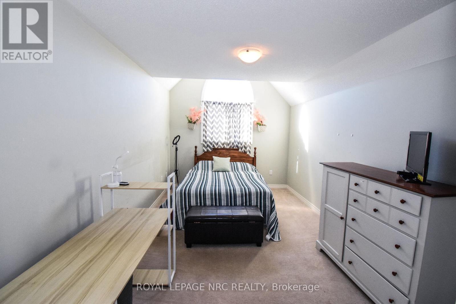 4343 CHEMONDA STREET - 28