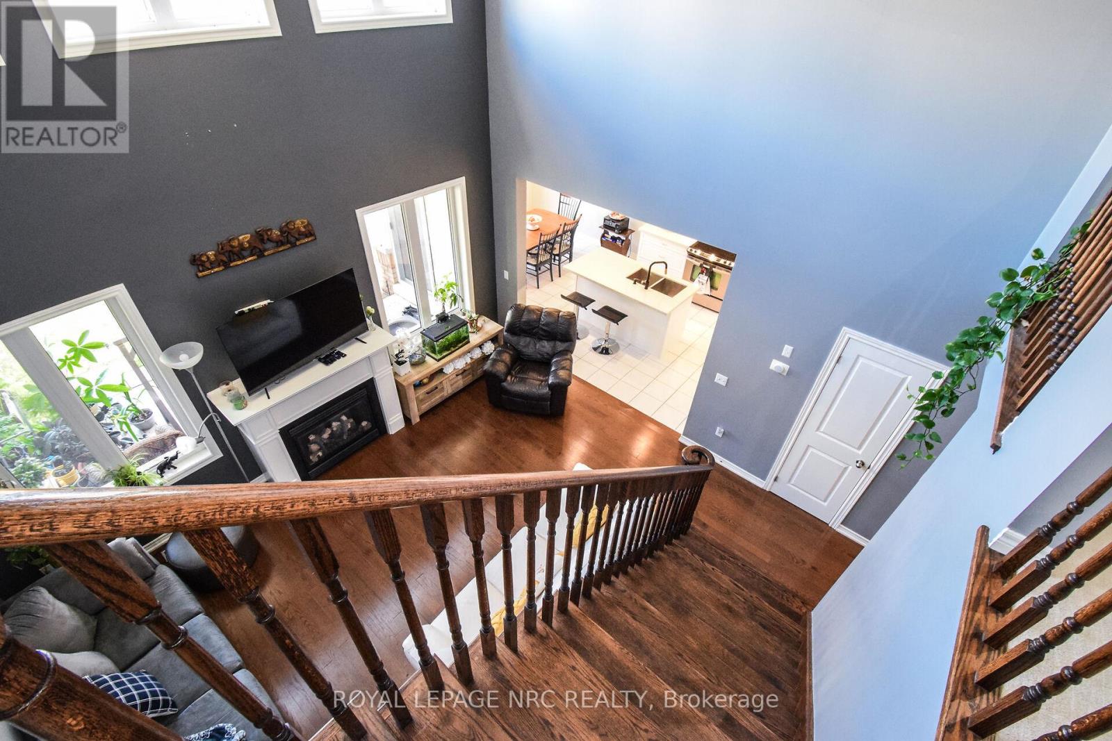 4343 CHEMONDA STREET - 7