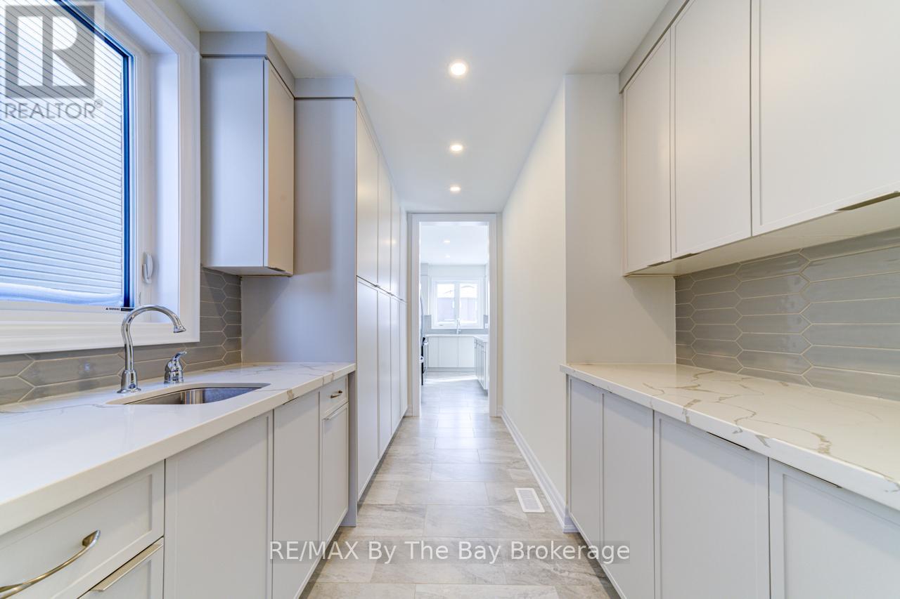 186 MAPLESIDE DRIVE - 6