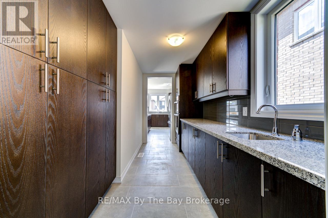 174 MAPLESIDE DRIVE - 12
