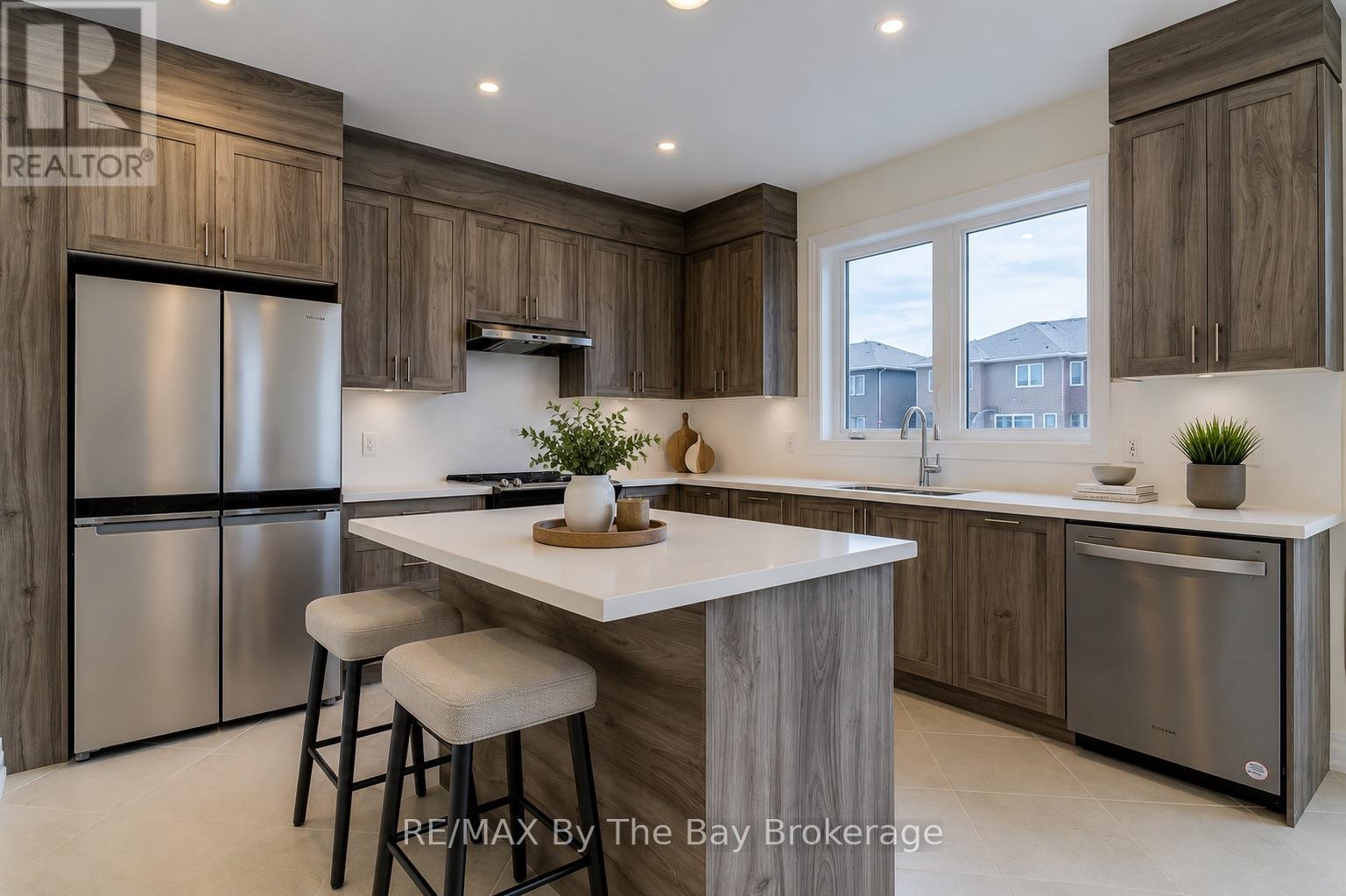 182 MAPLESIDE DRIVE - 10