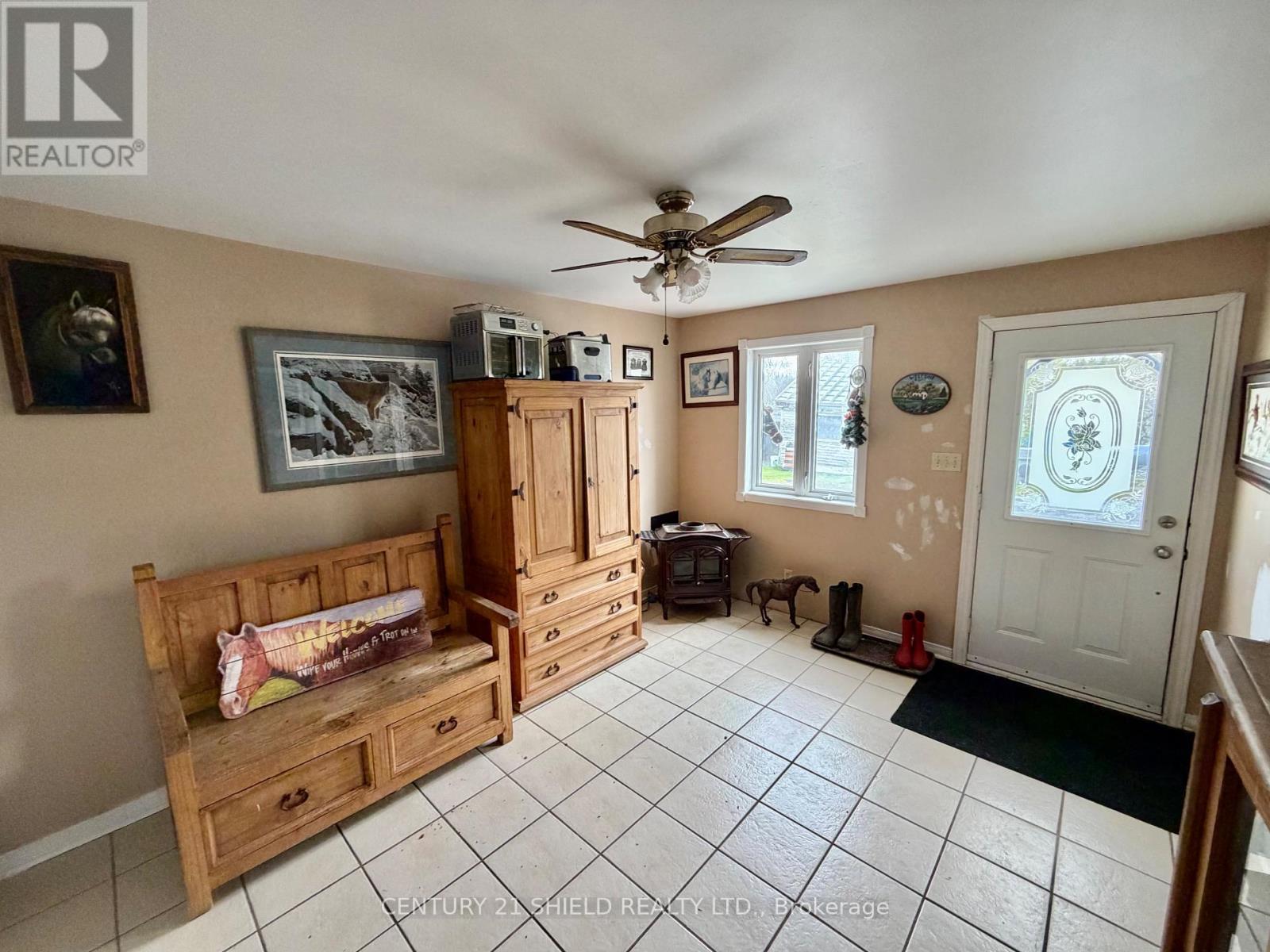 17637 ISLAND RD ROAD E - 22