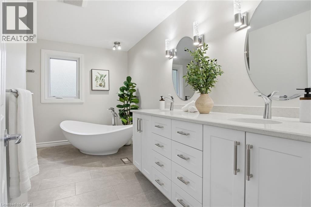 20 HUNTINGDALE Place W, Kitchener, Ontario, N2A3K6 — Photo 30