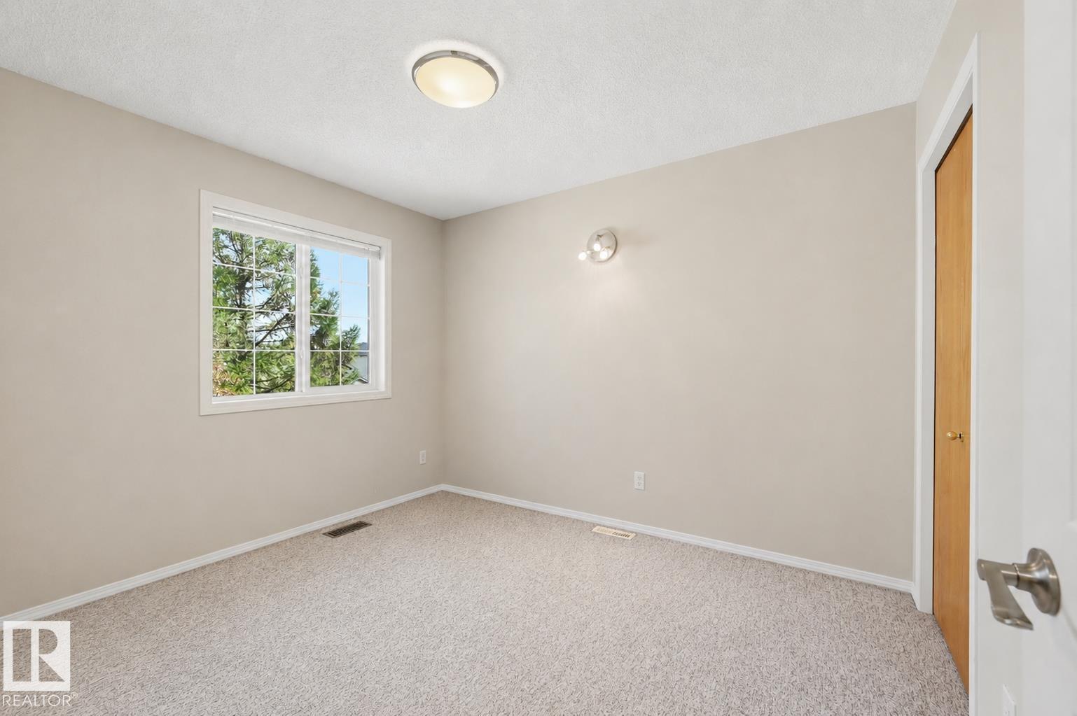 4831 147 AV NW - 29
