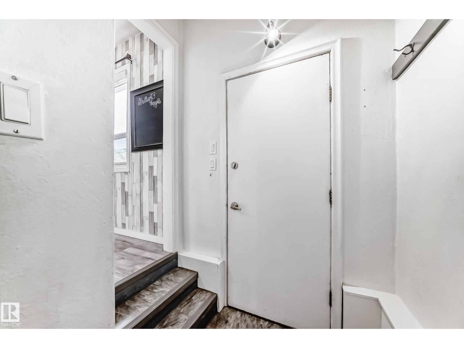 12030 48 ST NW - 20