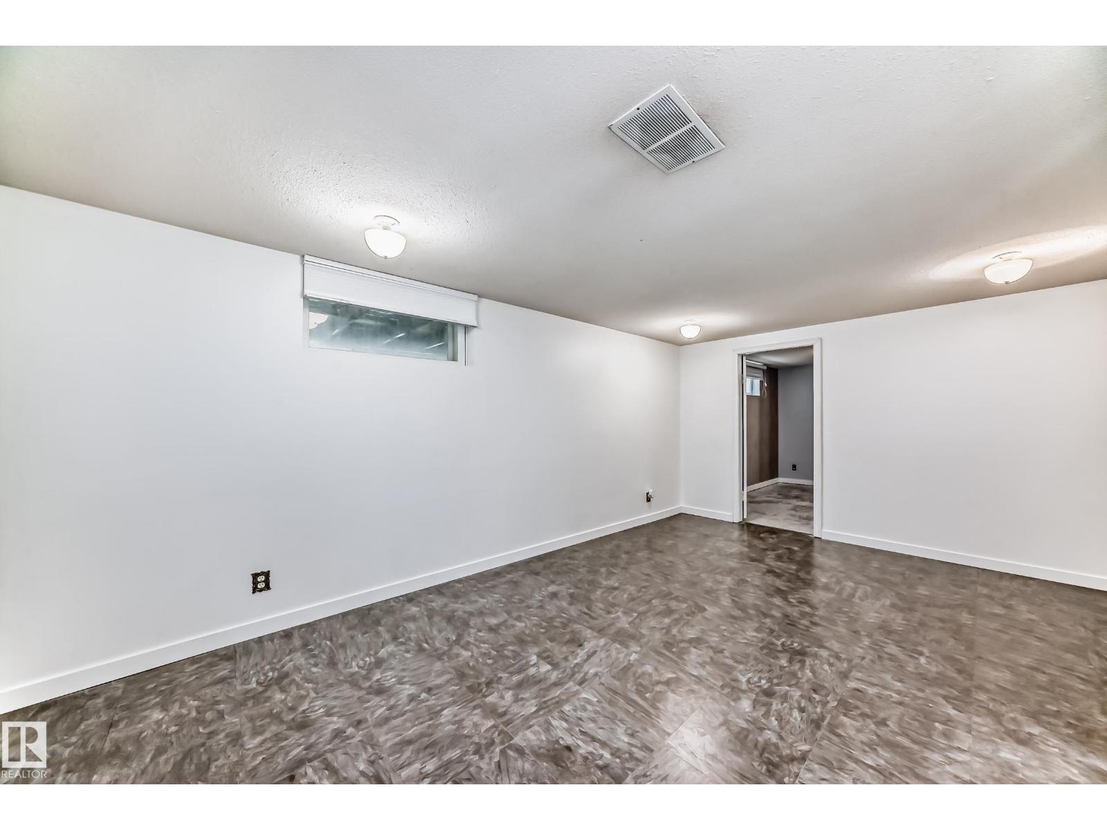 12030 48 ST NW - 22