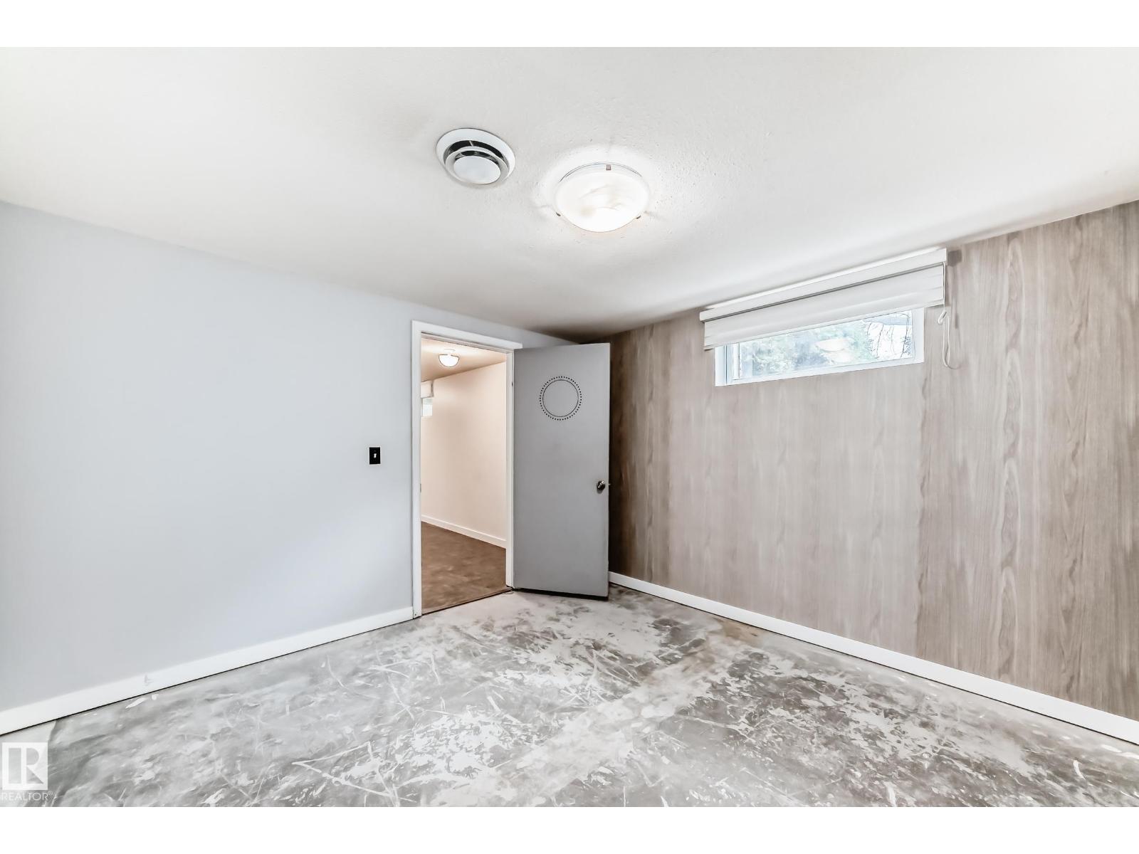 12030 48 ST NW - 26