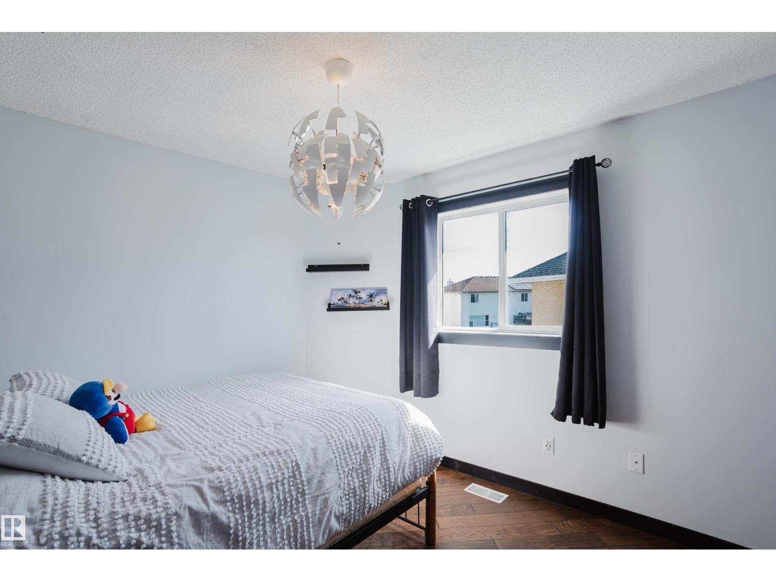 16620 81 ST NW - 39