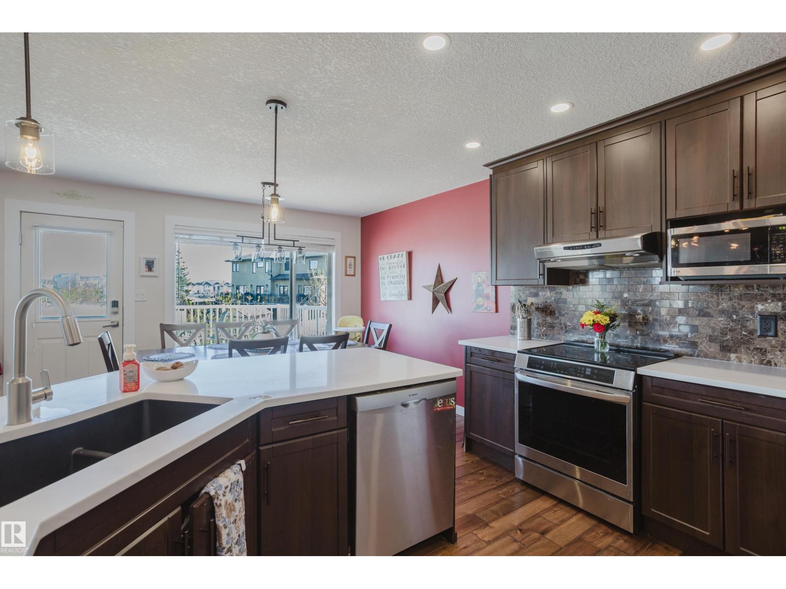 16620 81 ST NW - 10