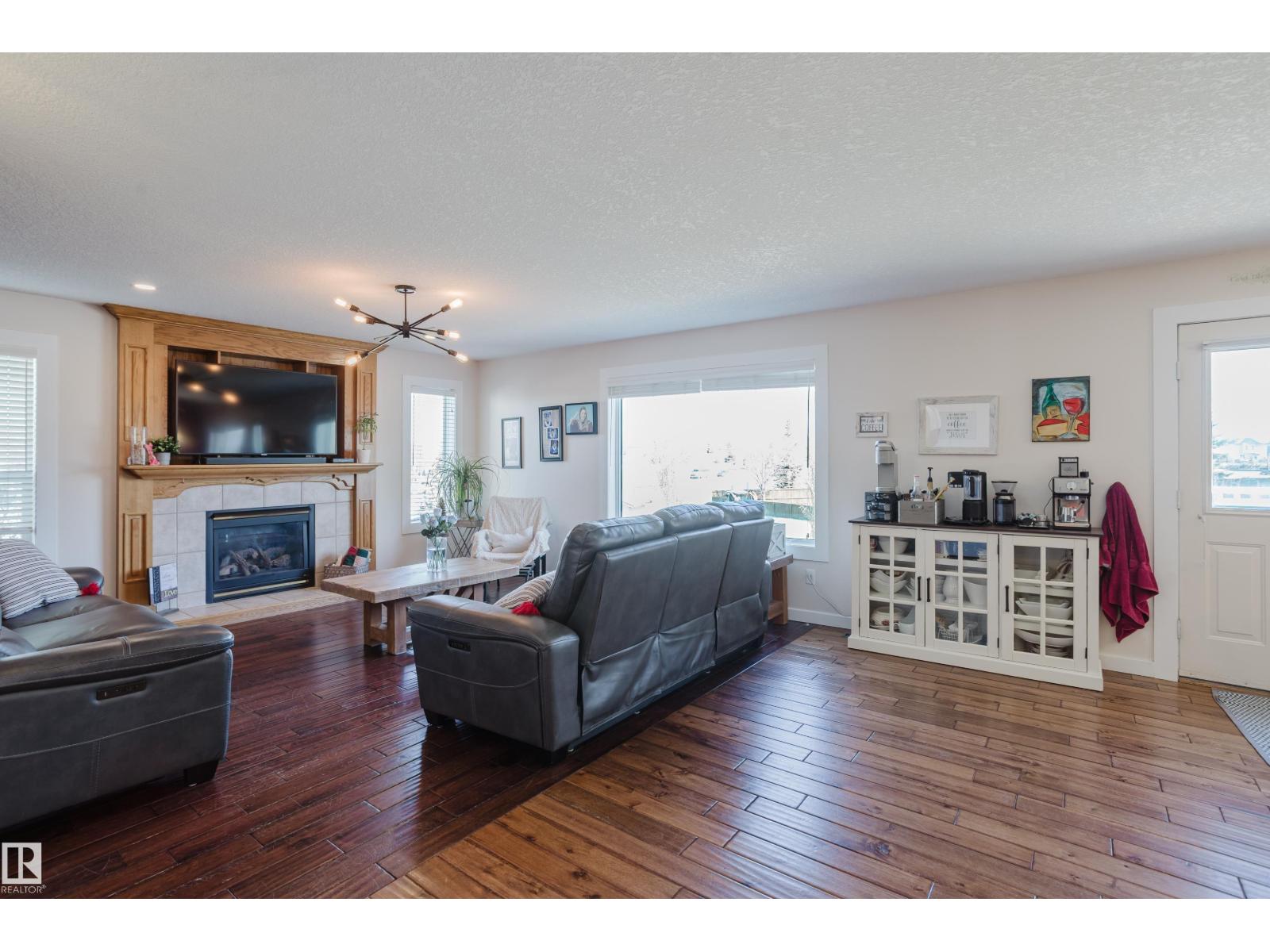 16620 81 ST NW - 14