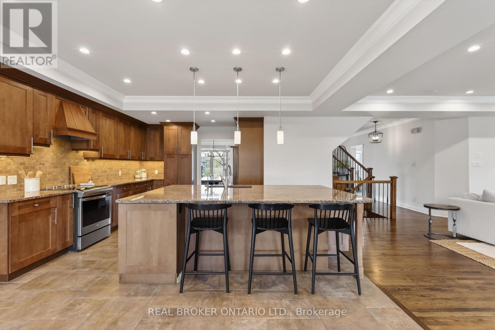 465 LOCKMASTER CRESCENT - 20
