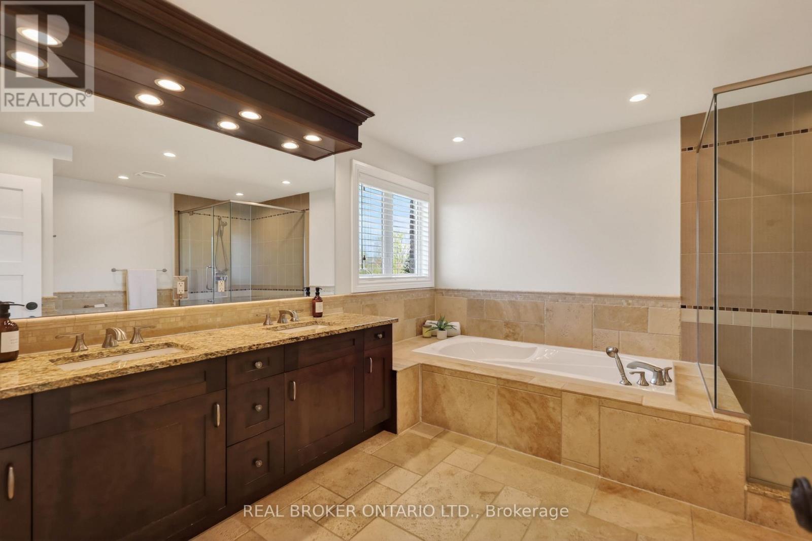 465 LOCKMASTER CRESCENT - 27
