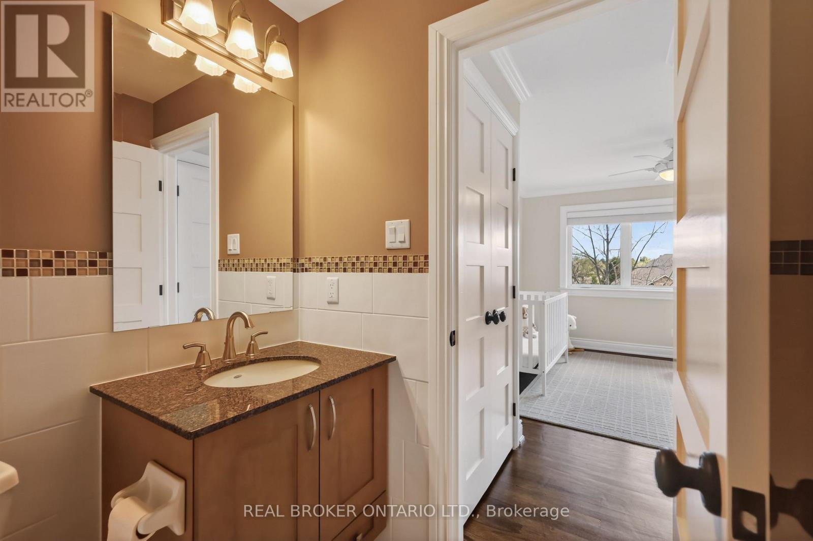 465 LOCKMASTER CRESCENT - 33