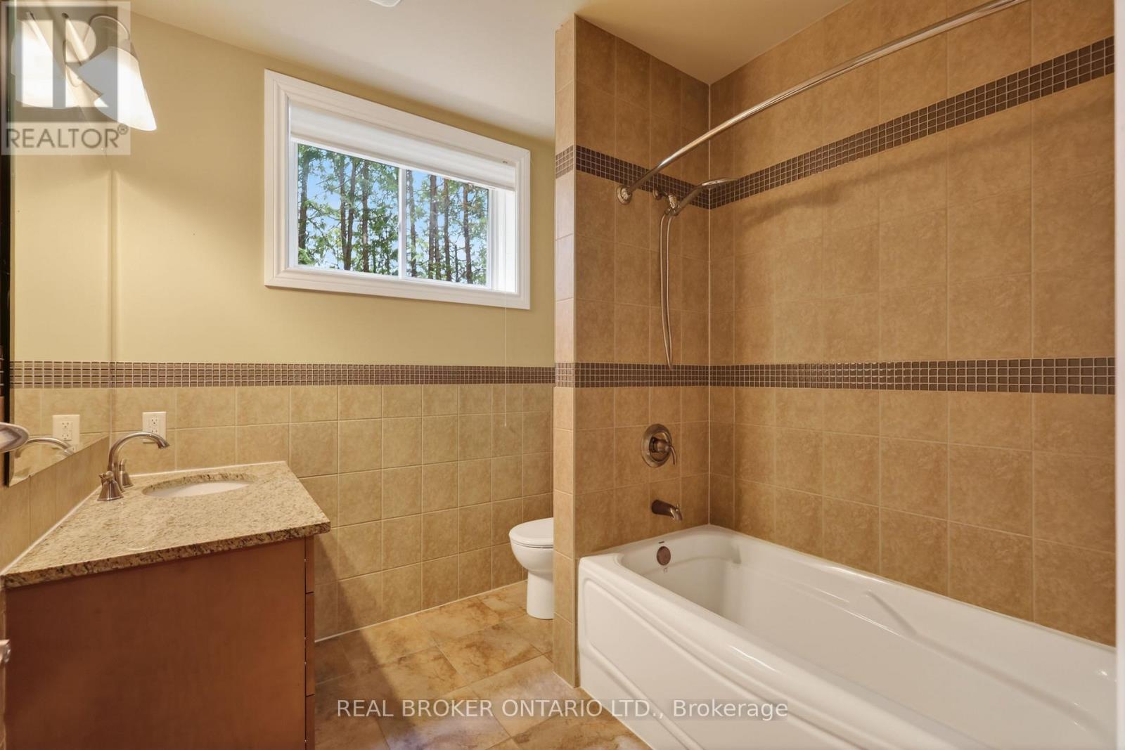 465 LOCKMASTER CRESCENT - 42