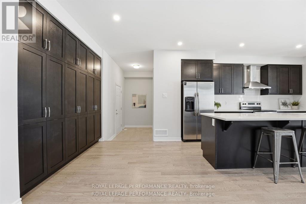 162 LUMEN PLACE - 15