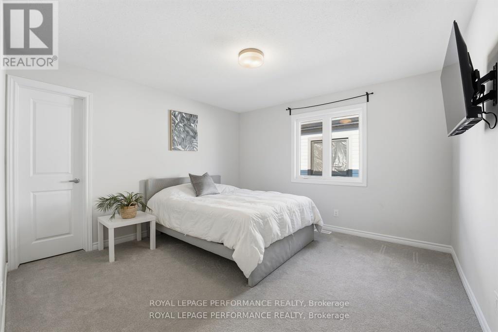 162 LUMEN PLACE - 22