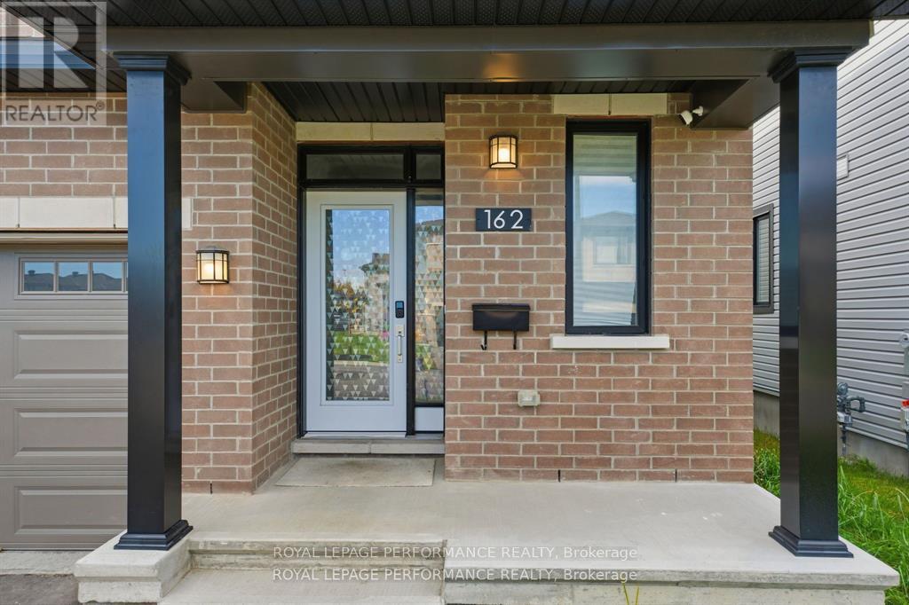 162 LUMEN PLACE - 3