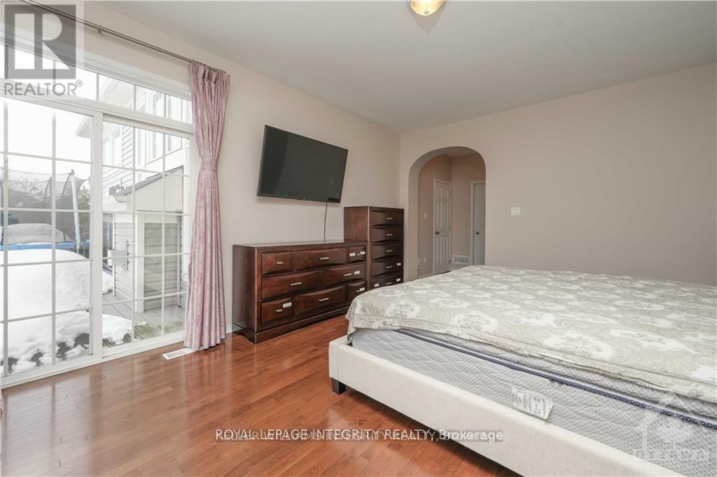 6 Bed, 4 Bath House for Rent in Ottawa – 404 KILMARNOCK WAY, Ottawa – MLS# X13131478 - Image 4