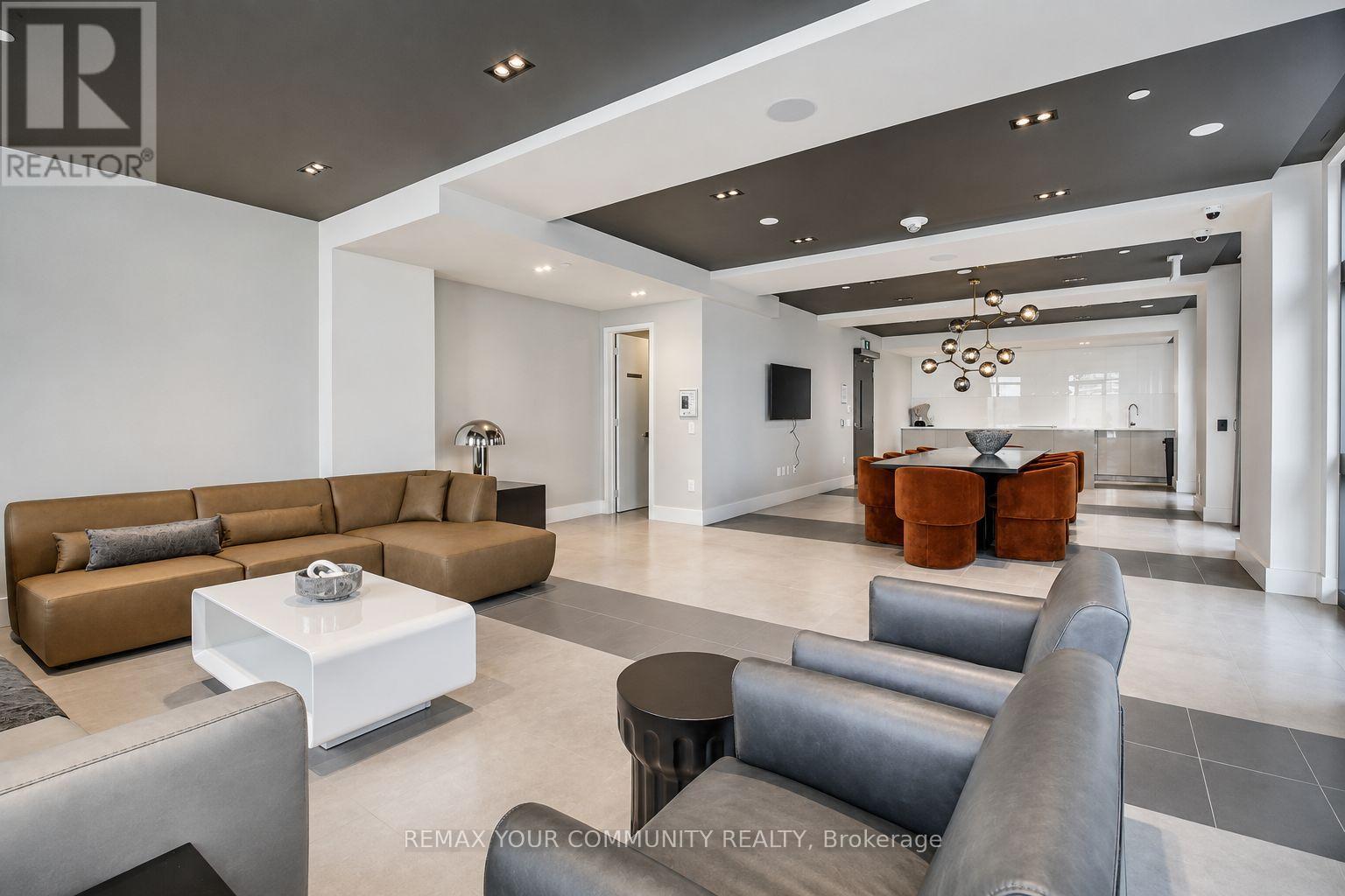 #202W 3 ROSEWATER STREET - 16
