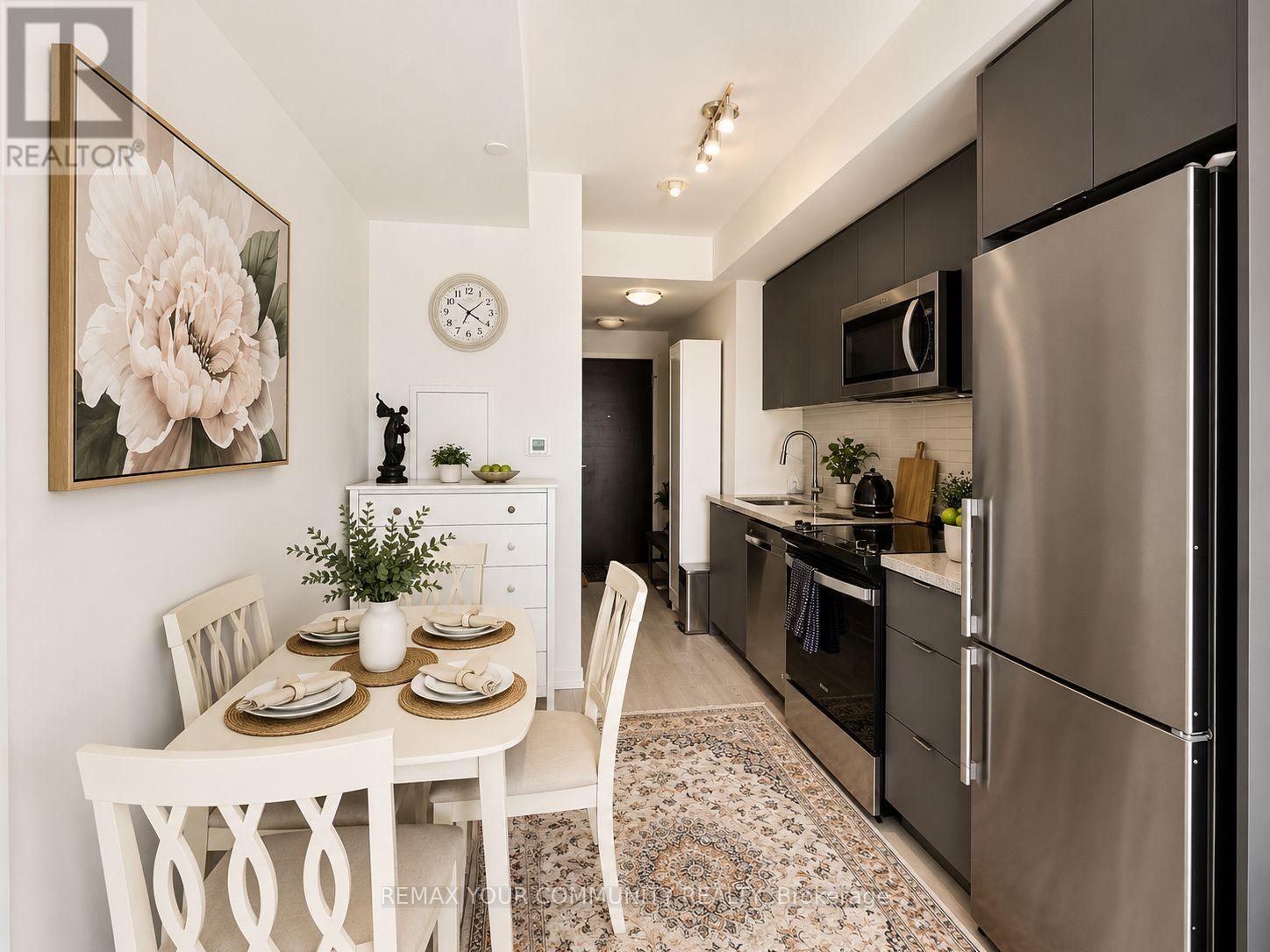 #202W 3 ROSEWATER STREET - 5