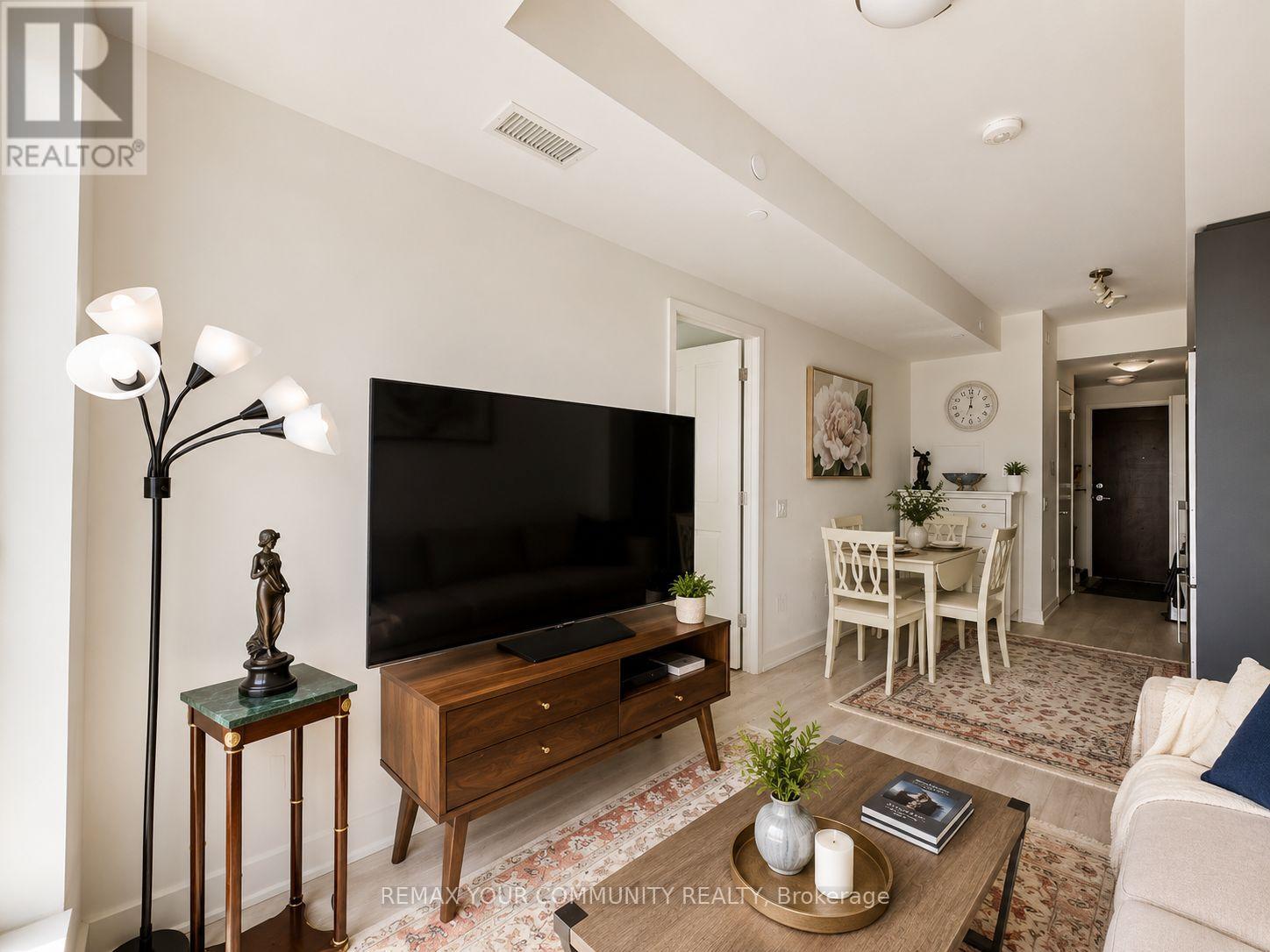 #202W 3 ROSEWATER STREET - 7