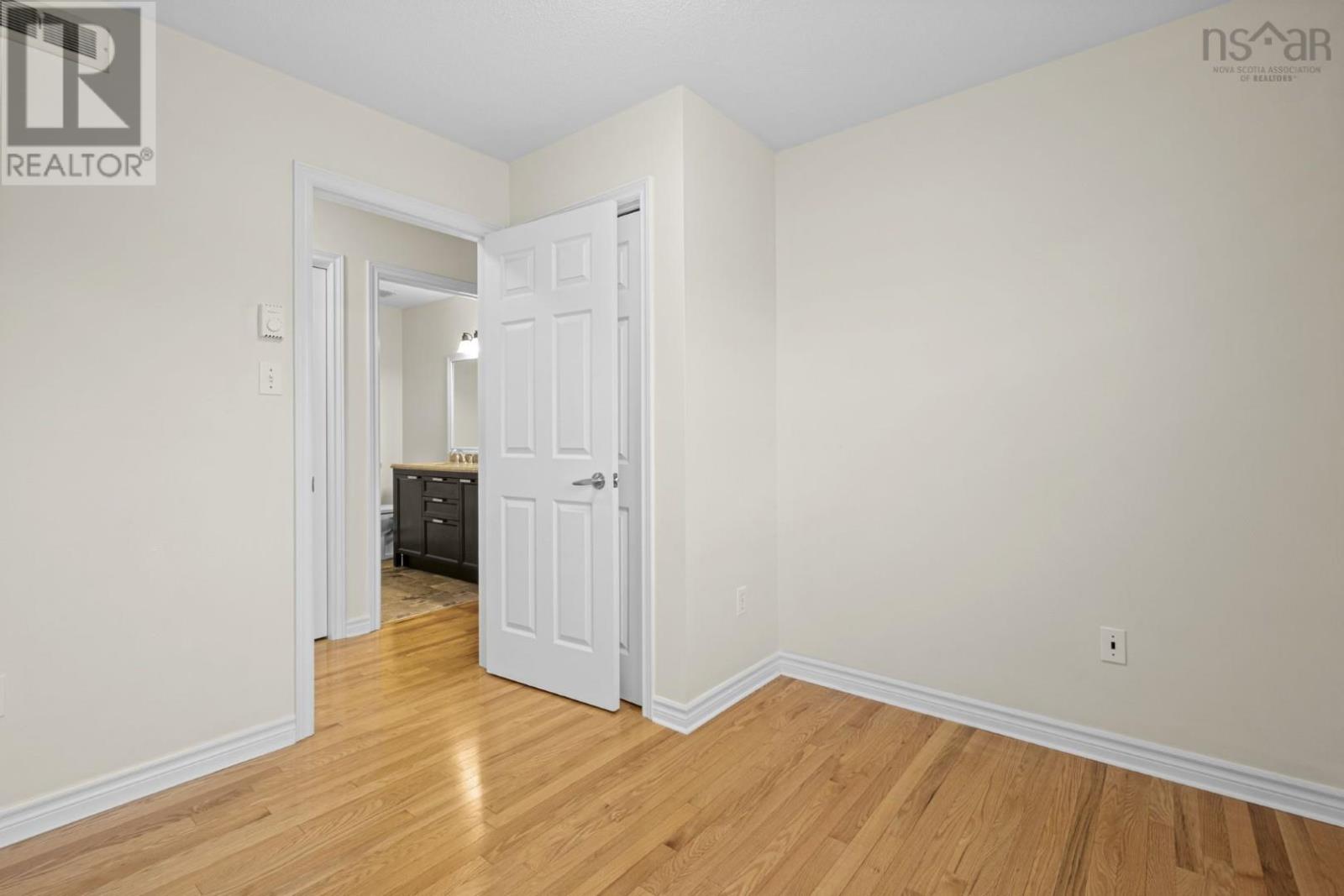 Property 24 of 41 of 52 Madison Drive